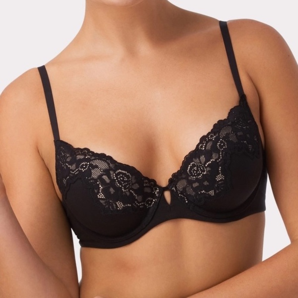 SALE NWT Comfort Devotion Maidenform Your Lift Bra in Black